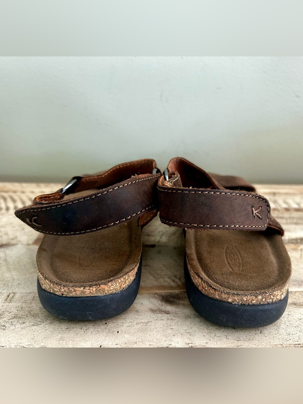 Keen Kaci Ana T-Strap sandals, leather. Size 7.5 - Picture 3 of 4